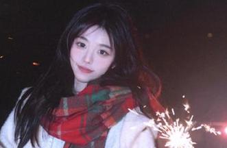 beautyleg – 最新白丝写真大公开，快来分享Olivia的独特风格与个人魅力！.txt