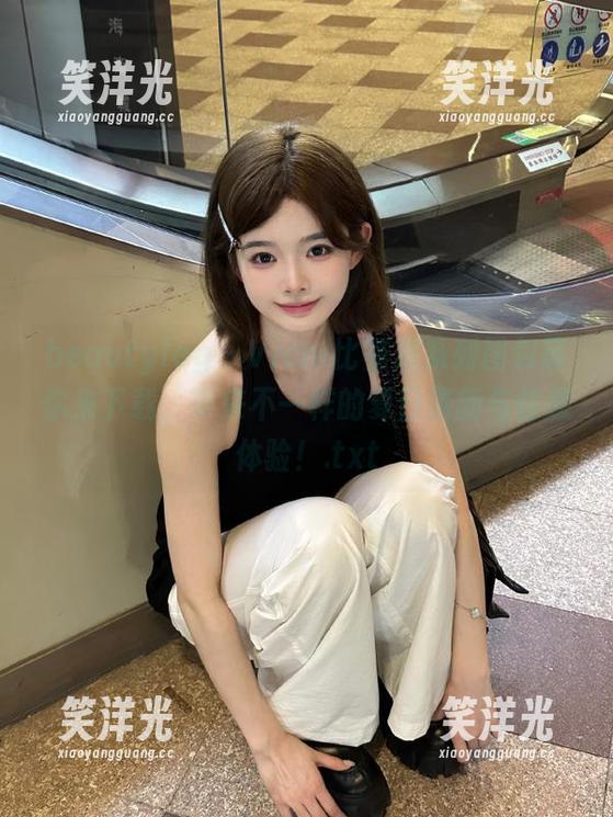beautyleg - Vicni比基尼系列图包等你来下载，带来不一样的夏日清新与性感体验！.txt