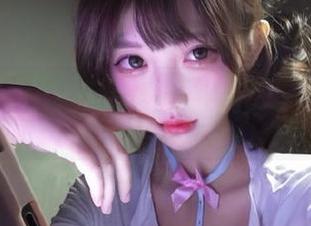 pans – Roro最新粉色写真资源，免费下载为你增添优雅气息.txt