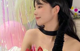 pans – 可爱夏涵的海边写真在线合集，捕捉了夏日的每一缕阳光！.txt
