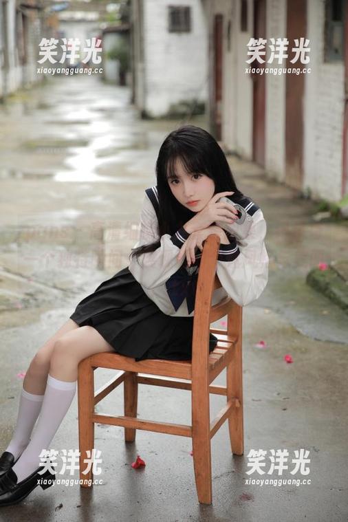 pans-小九 pans - 高清细腻小九套装图集,记录每一个独特瞬间,展现她的个性风格与美丽!.txt