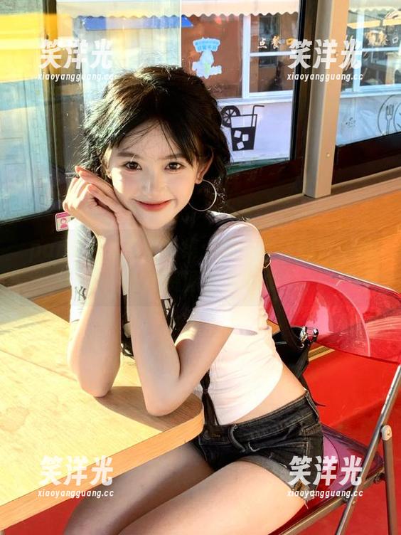 pans - 樱桃写真集：探访美脚的艺术之旅与资源分享.txt