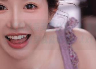 pans – 默默泳装美图分享，泳衣下的秘密，她敢穿我就敢看！.txt