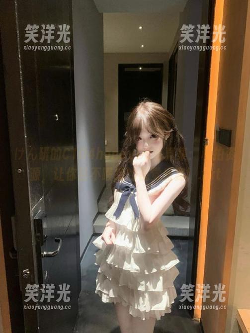 けん研的C104honeyDL写真集：私拍资源，让你目不暇接的视觉盛宴！.txt