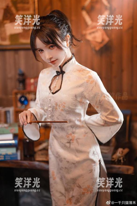 一千只猫薄禾：无圣光摄影下的豹纹作品，引领时尚新潮流.txt