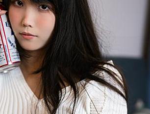 尼禄花嫁的新视野：一智智为你呈现的原图与作品魅力.txt