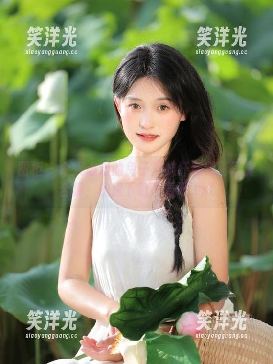 丽柜-兔子 丽柜 - 令人心动的兔子潮妹纤莲精彩写真合集,快速下载享受吧.txt