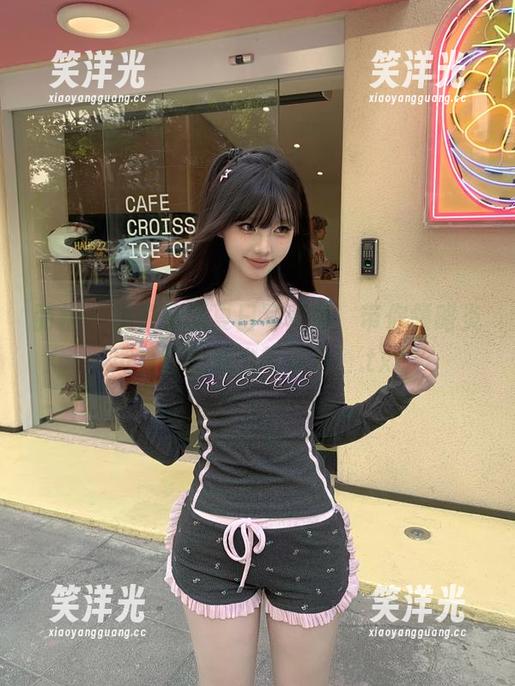 丽柜 - 桃子最新夏日写真集，带你领略炎炎夏日的魅力与活力！.txt