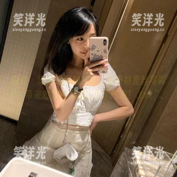 丽柜-由美 丽柜 - 通过由美的镜头,感受裤里丝写真带来的独特视角与艺术气息!.txt