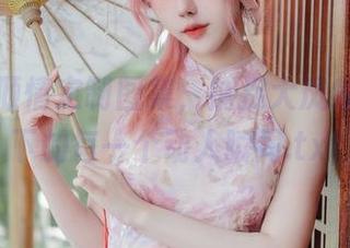 仙女月倾情定制图集,捕捉大凤纯白婚纱下的每一个动人瞬间.txt