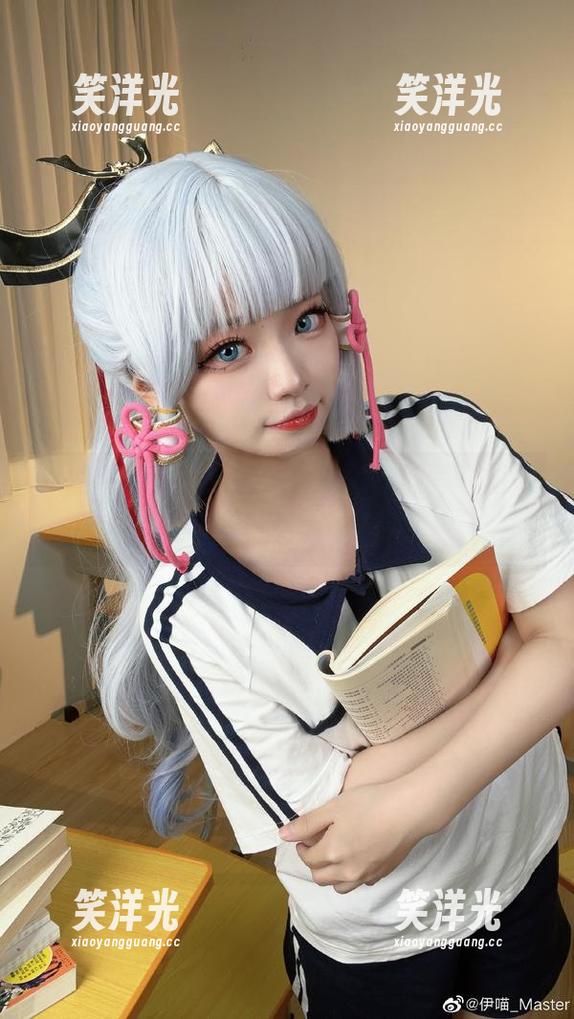 伊喵君_Nya 深度解析:伊喵君_Nya的豹纹写真图集,展现个性与风采.txt