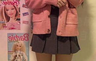 福利图集：佳佳好难啊用蓝色吊带体操服诠释运动之美，传递活力与自信！.txt