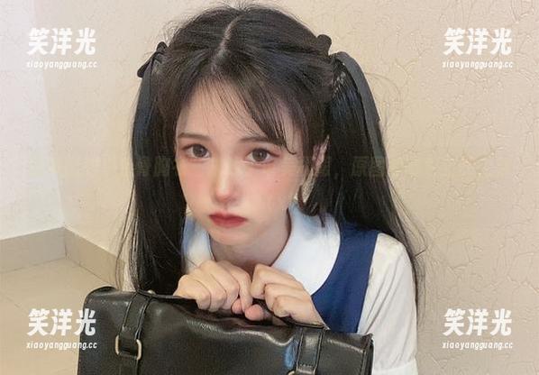 倦倦喵的“鱼骨胸衣”挑战了审美极限，原图和图包立即上架！.txt