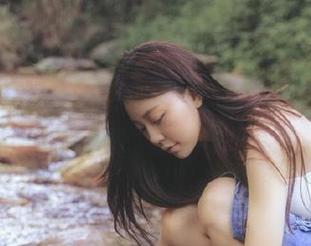 克拉女神 – 吕佳学妹的高清作品集，让每一帧都成为经典.txt