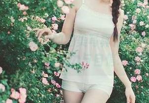 克拉女神 – 珊珊的绝美写真作品：体操服里的青春活力与自信.txt