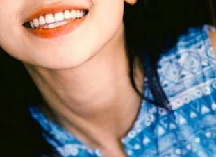 克拉女神 – 福利大放送！璇子红裙图包，尽显时尚气息与女性魅力.txt