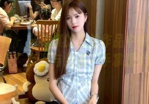 克拉女神 – 从钟淇的自拍作品中领悟摄影之美：资源与灵感一手掌握.txt
