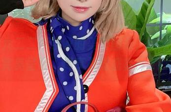 探索六二二同学w的美脚图集，cos风格完美呈现，尽享视觉盛宴！.txt