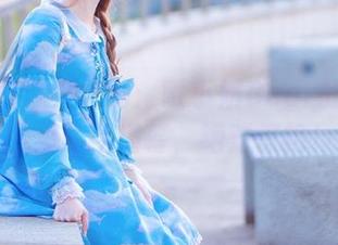 在梦境与现实之间：啾小妍Deer的金发芭比作品集最新揭幕，绝对惊艳！.txt