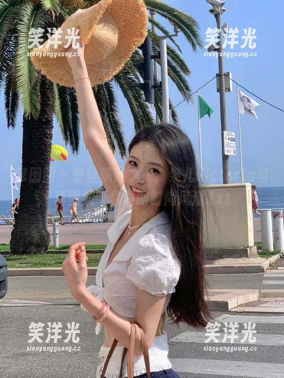 嗲囡囡 - 蕾丝飘逸之美，果儿victoria写真图集带你领略时尚风潮.txt