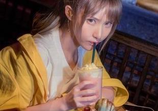 探索在下萝莉控ii的裸足写真：分享那些只属于她的独特瞬间！.txt