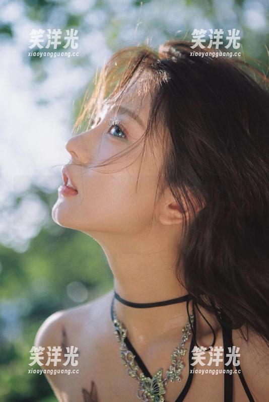头条女神-娜依灵儿 头条女神 - 最新分享海边作品:娜依灵儿带你领略优雅与自然和谐共处的瞬间.txt