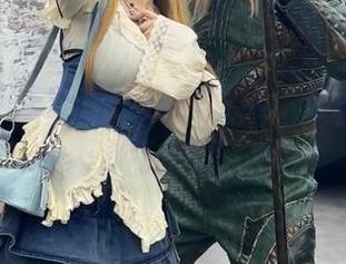 探索奇行家狗崽的棉袜写真，分享无尽的灵感与创意.txt