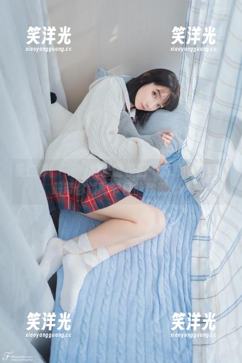 姜仁卿(강인경)的圣诞祝福：精彩原图和图册带你领略节日的甜蜜.txt