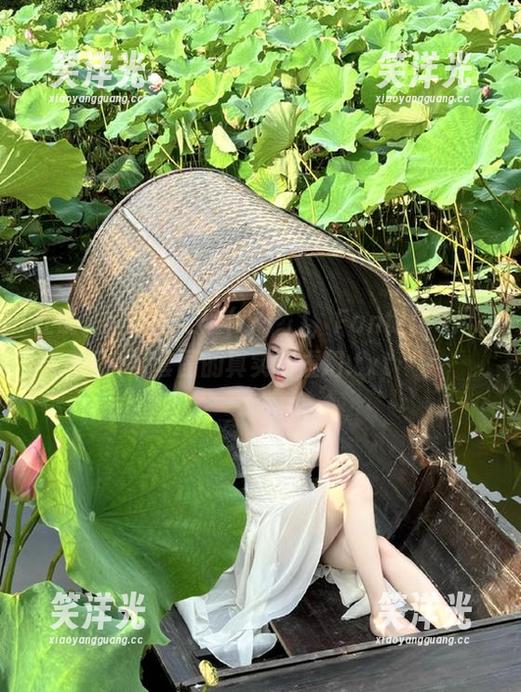 在镜头前的姜仁卿(강인경)，Fantrie9月2号套图的真实与虚幻.txt