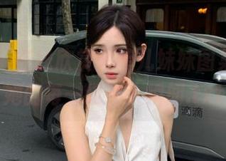 尤果网 – 在线欣赏尤菲儿妹妹图集，记录她的每一缕动人瞬间.txt
