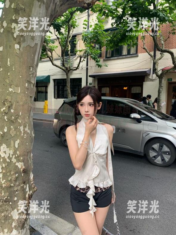 尤果网 - 在线欣赏尤菲儿妹妹图集，记录她的每一缕动人瞬间.txt