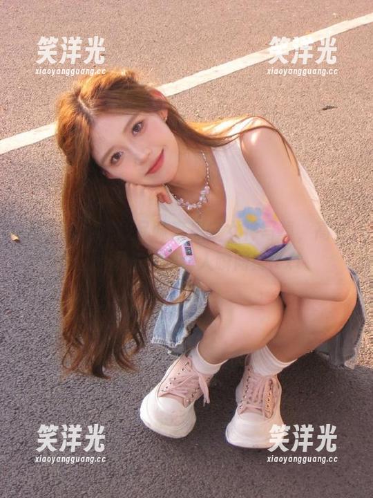 尤果网-李思宁 尤果网 - 在线品味李思宁女神写真,高清画面展现她的动人瞬间!.txt