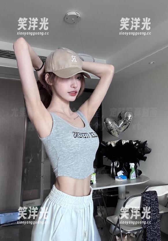 尤果网-王莹 尤果网 - 在王莹的办公室,定制写真刻画独特的职业气质与个人风格.txt