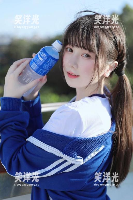 尤果网-颜美汐 尤果网 - 颜美汐黑白高清写真作品集:经典之美的艺术呈现.txt