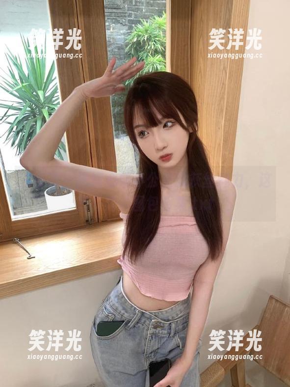尤蜜荟 - 探索心妍小公主的灰丝魅力，这里是她的图包合集.txt