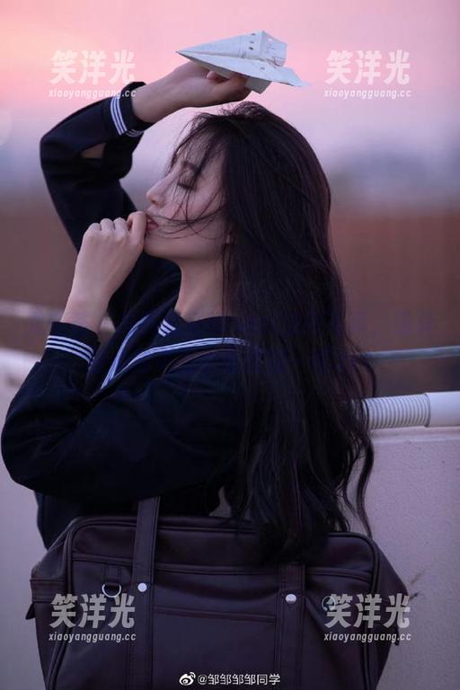 尤蜜荟 - 发现葛征Model油亮写真，独具匠心的美图合集值得一览.txt
