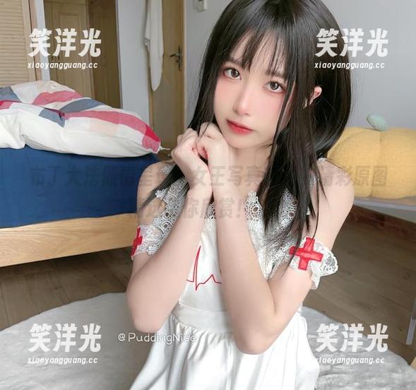 布丁大法倾情呈现：女王写真艺术，精彩原图精选随你欣赏！.txt