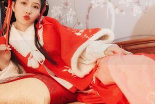 年年Nnian背带裤的日常：独特壁纸合集，让你每天都心动.txt