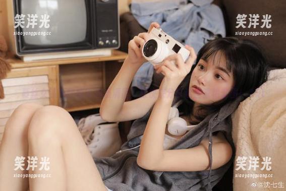 慕丝女郎 慕丝女郎为你解锁浪漫满屋,赶快来分享这些惊艳套图!.txt