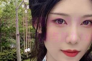 领略抖娘利世最新黑色写真照片，尽显女性独特的气质与魅力.txt