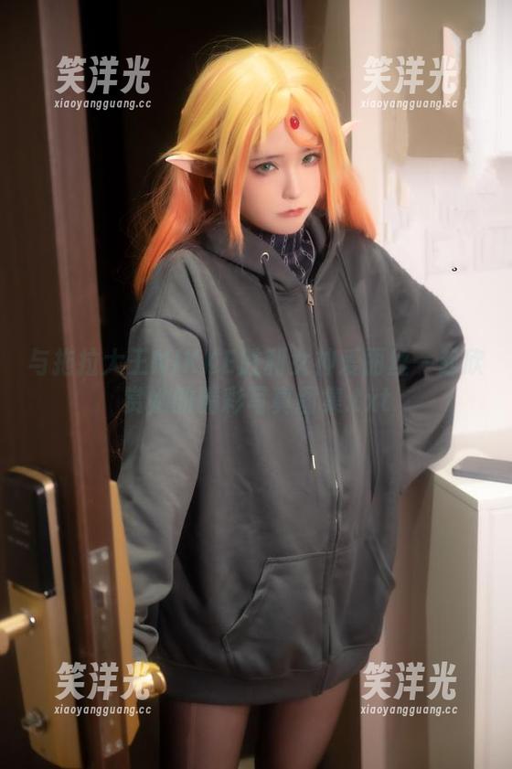 拖拉大王 与拖拉大王NIKKE胜利女神爱丽丝一起欣赏她的精彩写真图集.txt