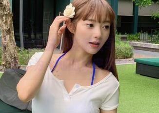 推女神 – 解锁施忆佳御姐写真合集，探索她不为人知的秘密时刻.txt