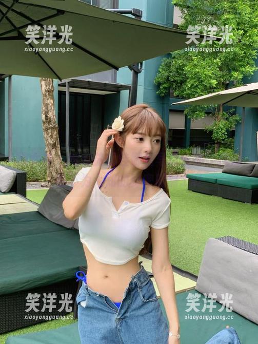 推女神-施忆佳 推女神 - 解锁施忆佳御姐写真合集,探索她不为人知的秘密时刻.txt
