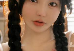 推女神 – 诗意灰丝：颖莹儿YY带来的时尚写真图集赏析.txt