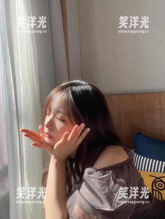是青水的酸奶写真集，充满创意，快来下载吧！.txt