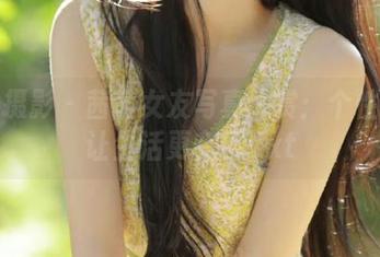 月下摄影 – 茜茜女友写真大赏：个性壁纸让生活更有趣.txt