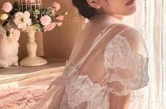 梦丝女神 – 关注玥玥浴室写真，开启一段关于美与魅力的视觉之旅.txt