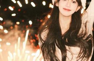 梦丝女神 – 夏天里的雪馨，独特写真集资源尽在眼前的绝美体验.txt