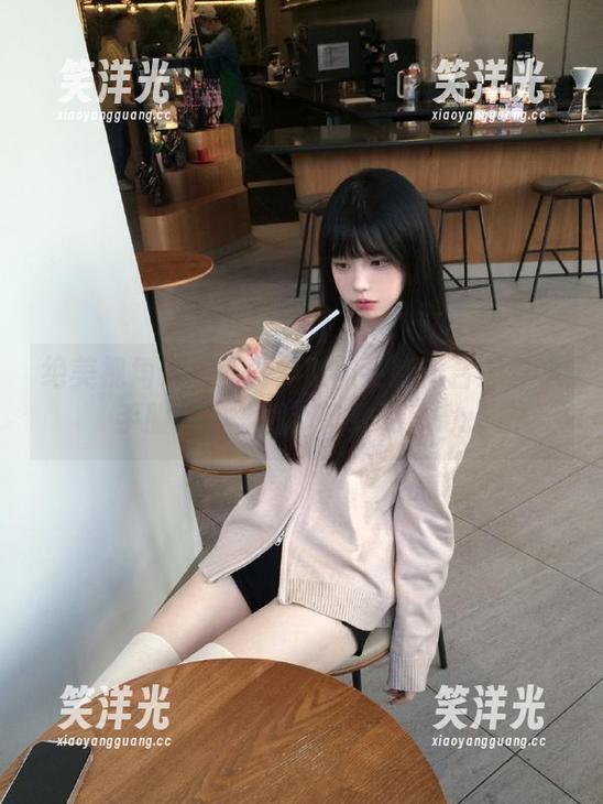 绝美视角来袭！森萝财团更新天台黑丝水手服图集，细节精致动人.txt
