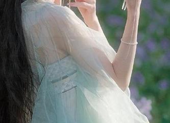 模范学院 – 婠婠么与甜心写真：精选作品集展示她的时尚与个性风采.txt